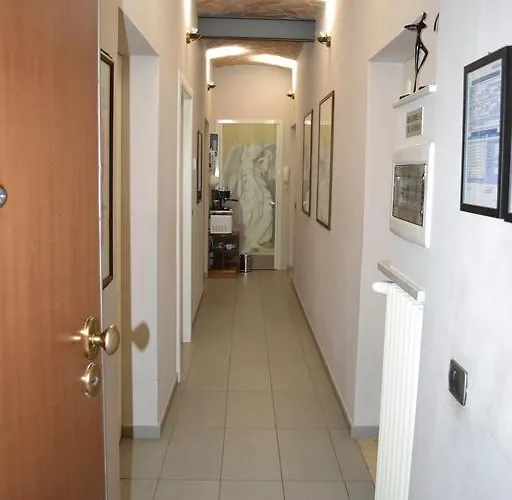 La Casa Del Viandante Konukevi